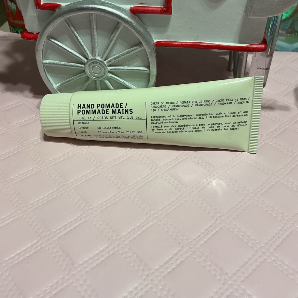 Hand Pomade Cream Tube le labo